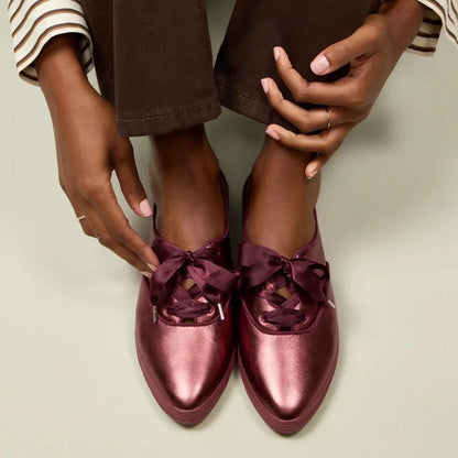 Champion Point Low Wave Metallic Leather Ballet Lace-Up