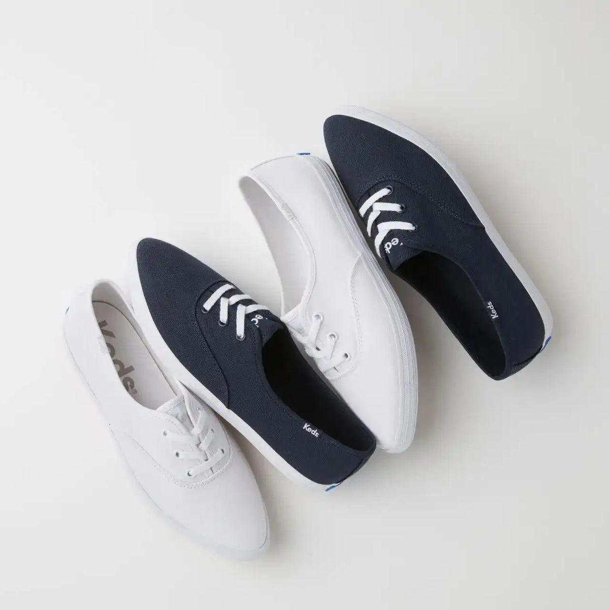 Champion Point Low Canvas Lace Up