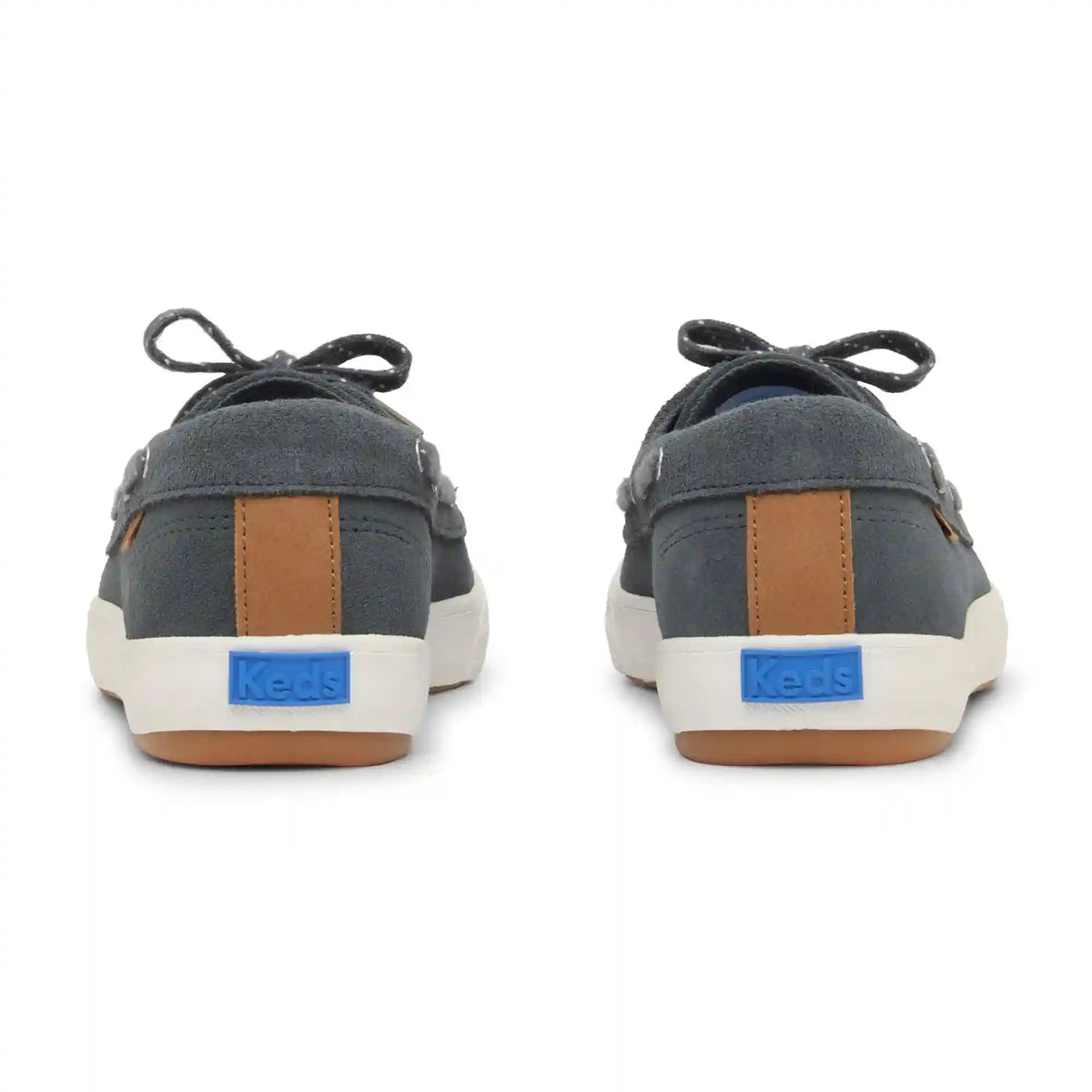 Center III Boat Suede
