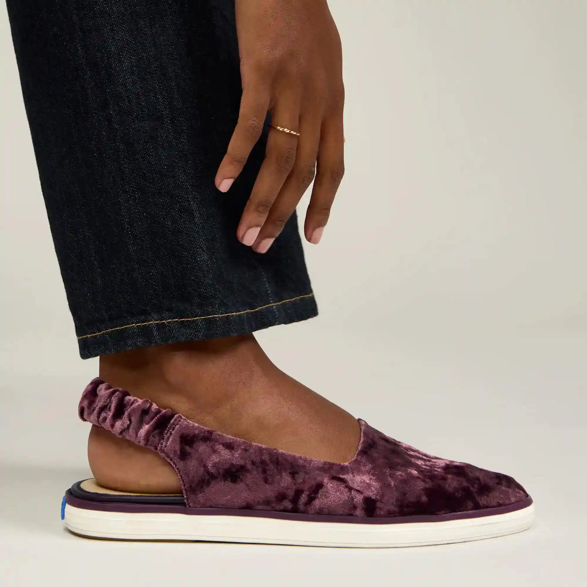 Point Slingback Crushed Velvet